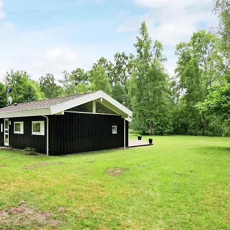 Three-bedroom Holiday In Frederiksvaerk 3 Liseleje