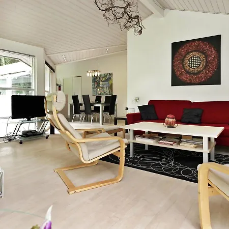 Three-bedroom Holiday In Frederiksvaerk 3 *